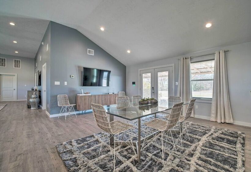 College Station Vacation Rental: Near Texas A & M