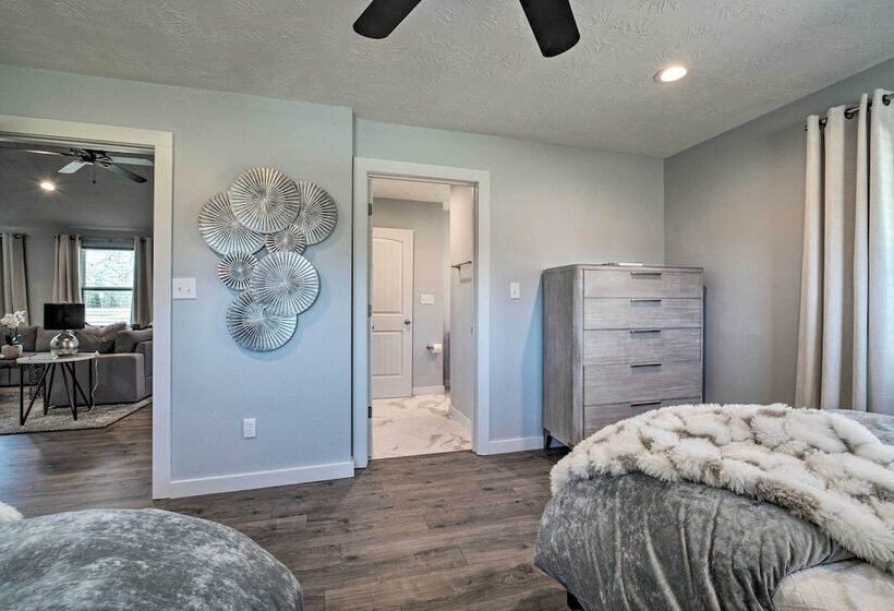 College Station Vacation Rental: Near Texas A & M