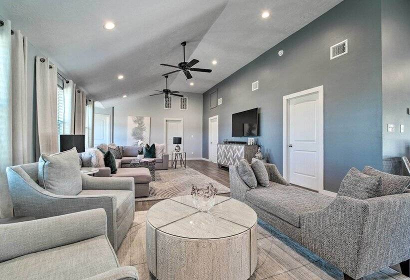 College Station Vacation Rental: Near Texas A & M