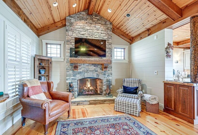 Mountain View Georgia Cabin W/ 2 Decks