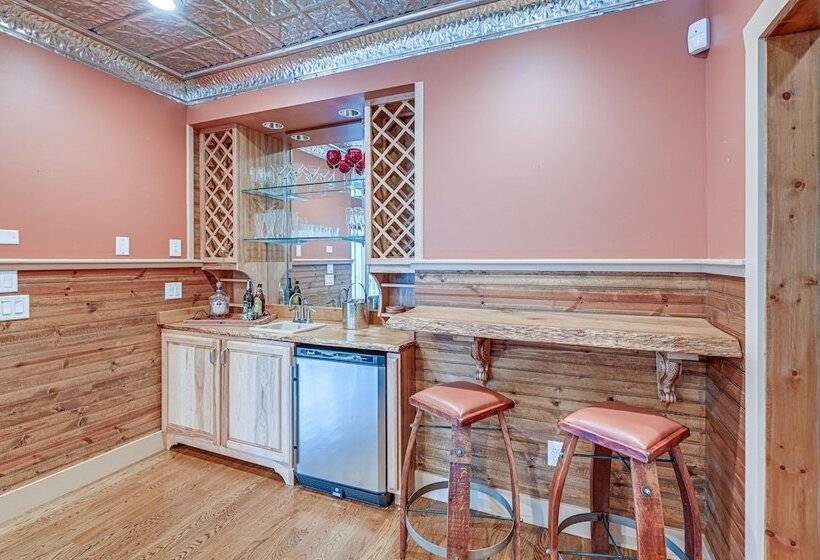 Mountain View Georgia Cabin W/ 2 Decks