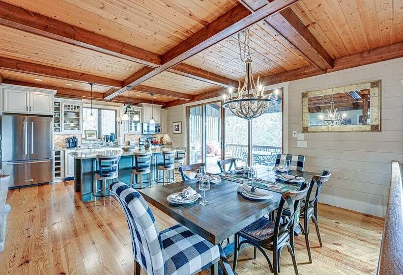 Mountain View Georgia Cabin W/ 2 Decks