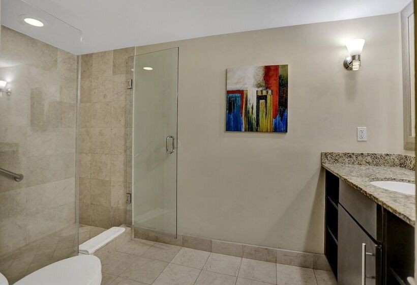 Paradise Bay & Ocean View