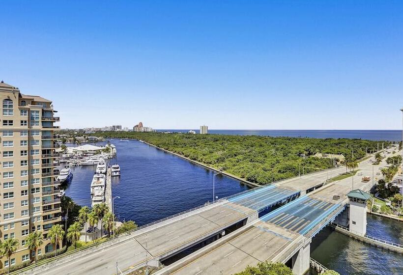 Paradise Bay & Ocean View