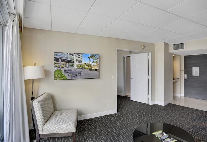 Paradise Bay & Ocean View