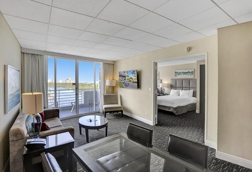 Paradise Bay & Ocean View