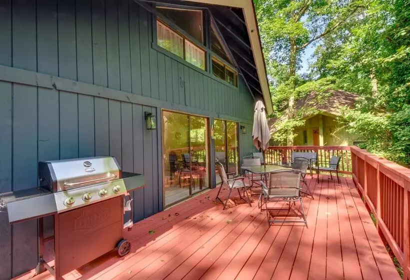 Peaceful Gainesville Cottage W/ Lake Lanier Access