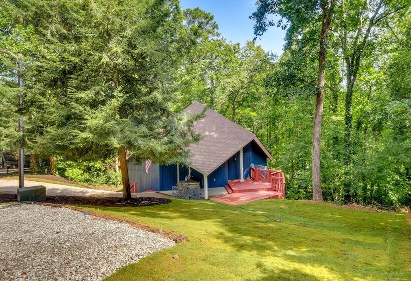 Peaceful Gainesville Cottage W/ Lake Lanier Access