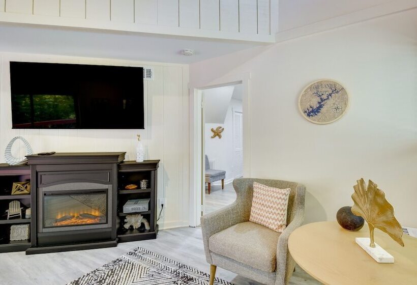 Peaceful Gainesville Cottage W/ Lake Lanier Access