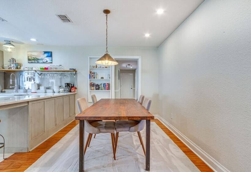 Pensacola Home In Historic East Hill Neighborhood