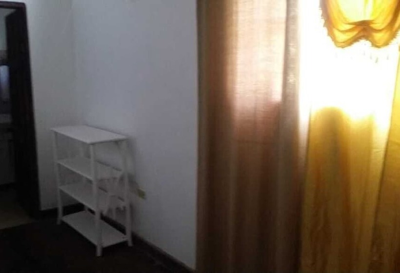 پانسیون Villa Rasta