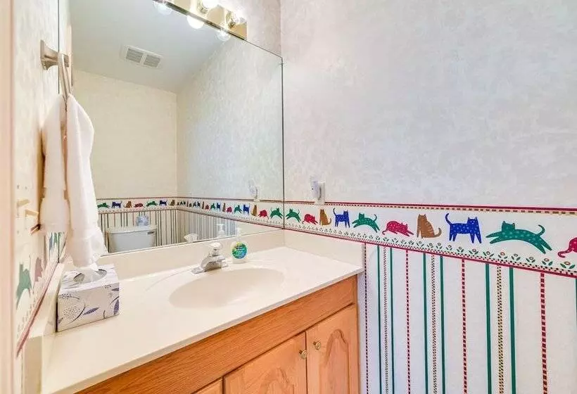 Pet Friendly Michigan Home W/ Deck & Views!