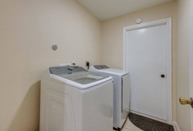 Pet Friendly Port St Lucie Home ~ 5 Mi To Marina!
