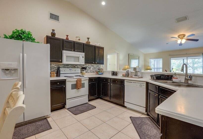 Pet Friendly Port St Lucie Home ~ 5 Mi To Marina!