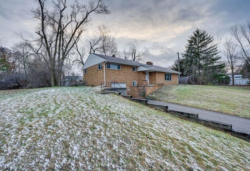 Quiet Ann Arbor Home 2 Mi To Michigan Stadium!