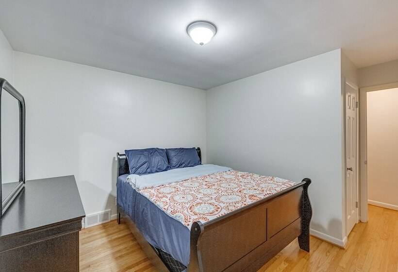 Quiet Ann Arbor Home 2 Mi To Michigan Stadium!