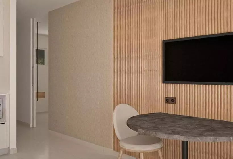 Relaxia Beverly Suites