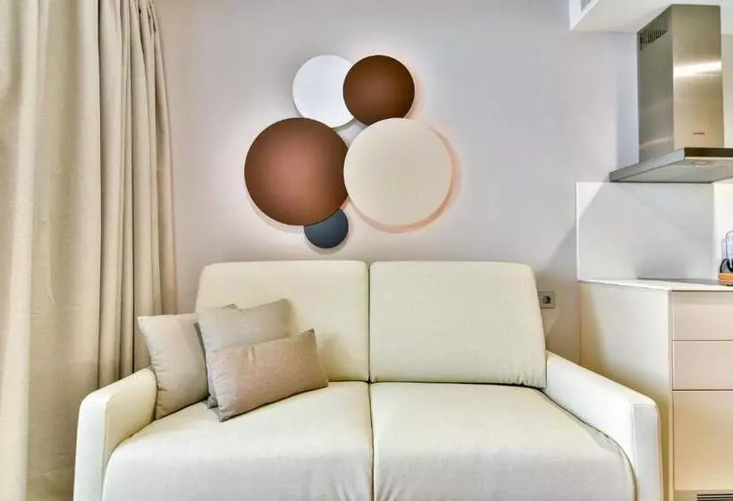 Relaxia Beverly Suites