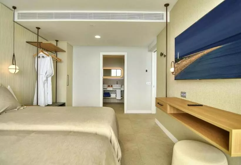 Relaxia Beverly Suites