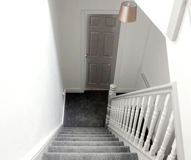 住所 West Lake District Stays Contractor Accommodation