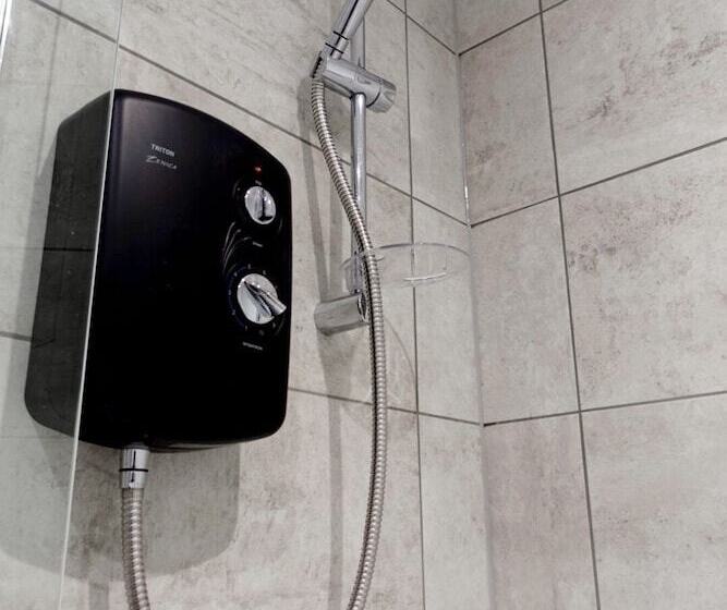 住所 West Lake District Stays Contractor Accommodation