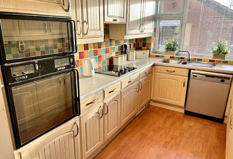 レジデンス Beautiful 3 Bed House In Chester Le Street