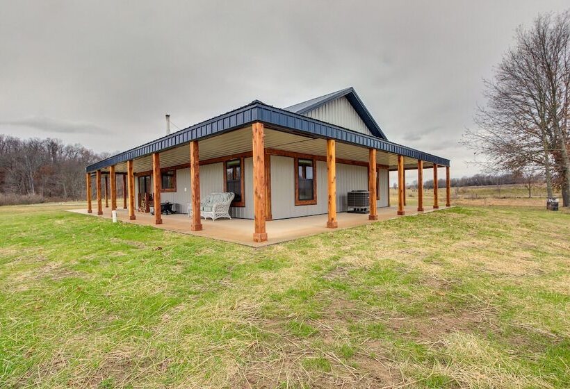 Rural Drexel Cabin On 30 Acres: Unplug + Unwind!