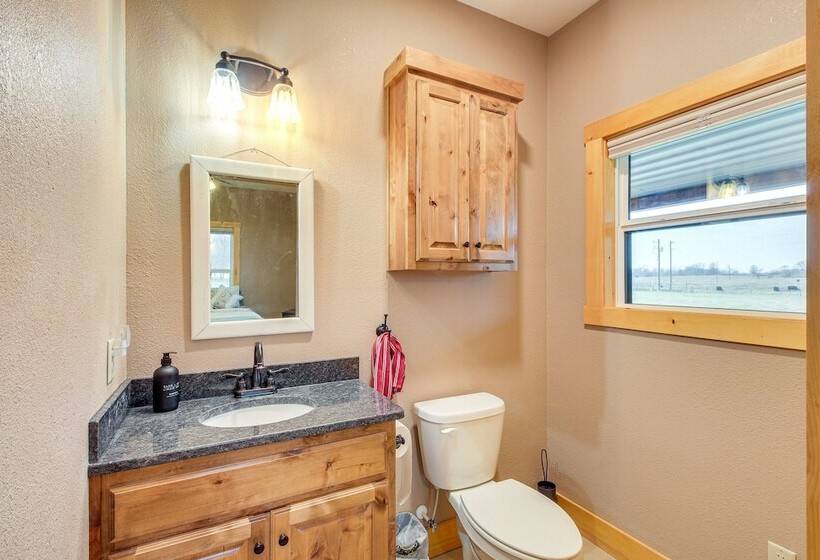 Rural Drexel Cabin On 30 Acres: Unplug + Unwind!