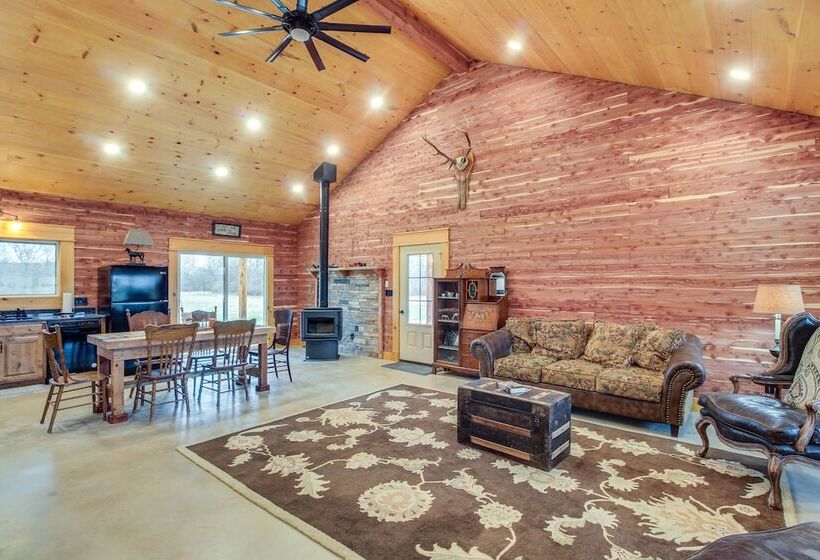 Rural Drexel Cabin On 30 Acres: Unplug + Unwind!