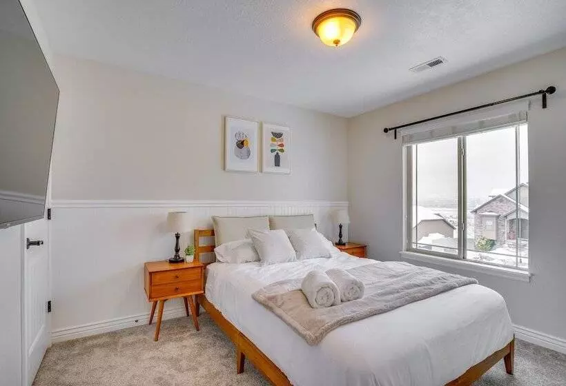 Saratoga Springs Family Home ~ 2 Mi To Utah Lake!