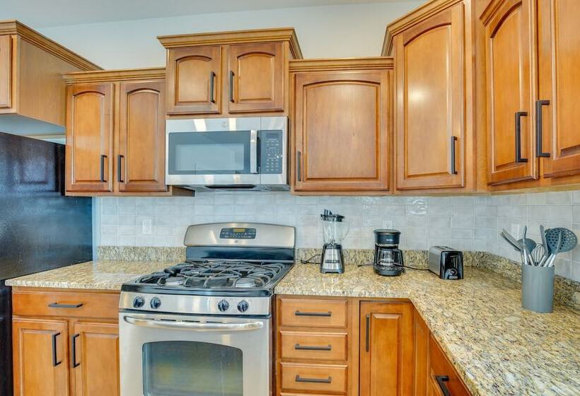 Saratoga Springs Family Home ~ 2 Mi To Utah Lake!