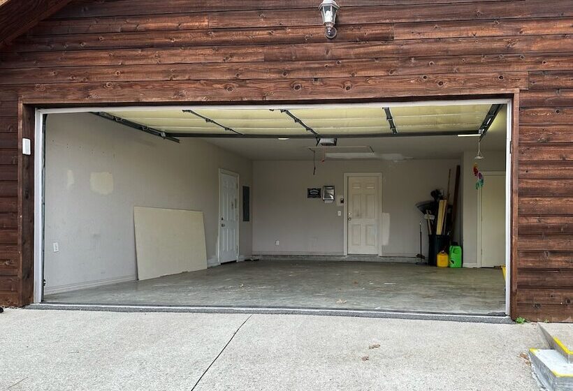 Spacious Grand Lake Lodge: Dock, Views & Grill!