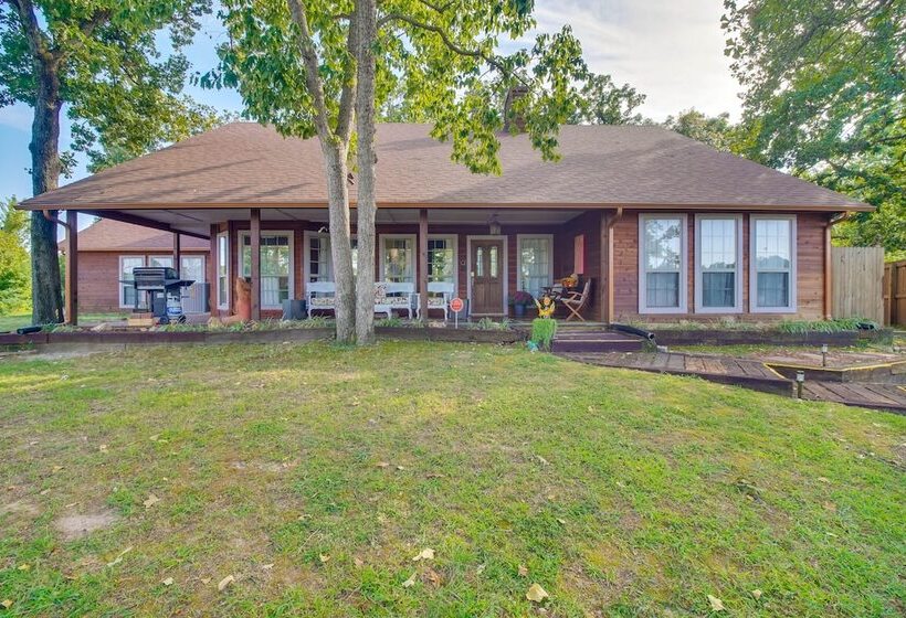 Spacious Grand Lake Lodge: Dock, Views & Grill!