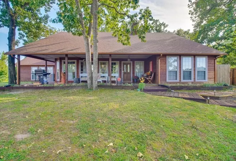 Spacious Grand Lake Lodge: Dock, Views & Grill!