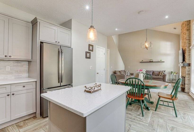 Spacious Lawrenceville Retreat W/ Fireplace + Deck