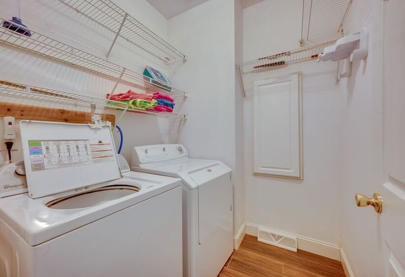 Spacious Mooresville Home W/ Lake Norman View!