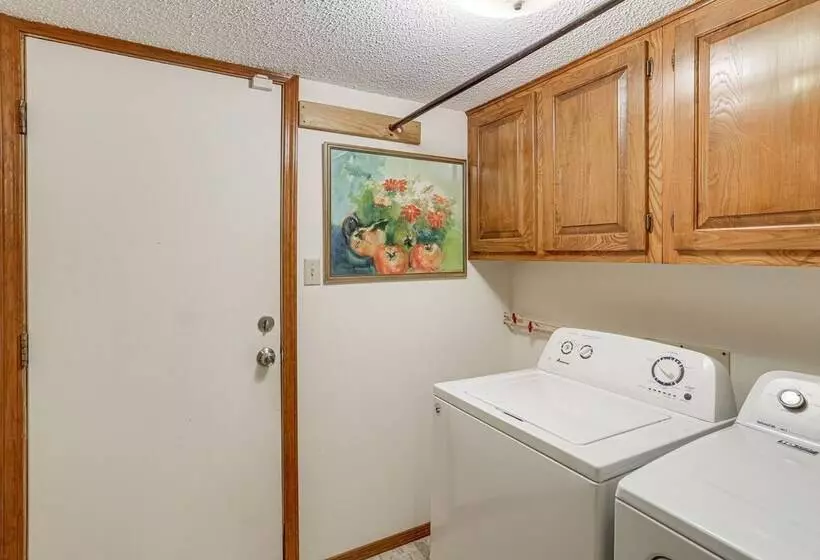 Waterfront Cherokee Village Home W/ Private Dock!