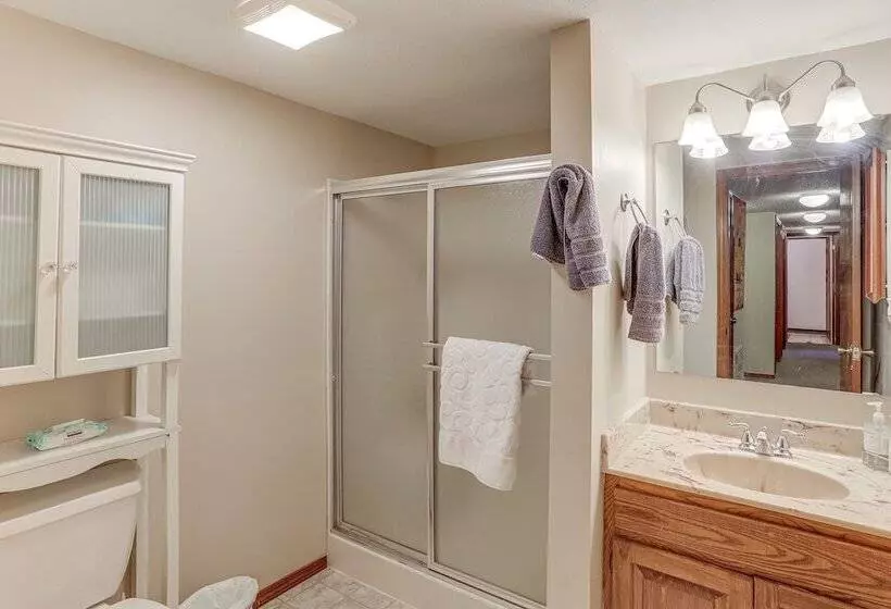 Waterfront Cherokee Village Home W/ Private Dock!