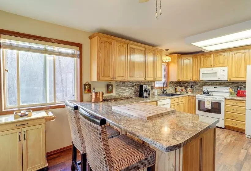 Waterfront Cherokee Village Home W/ Private Dock!