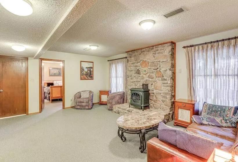 Waterfront Cherokee Village Home W/ Private Dock!