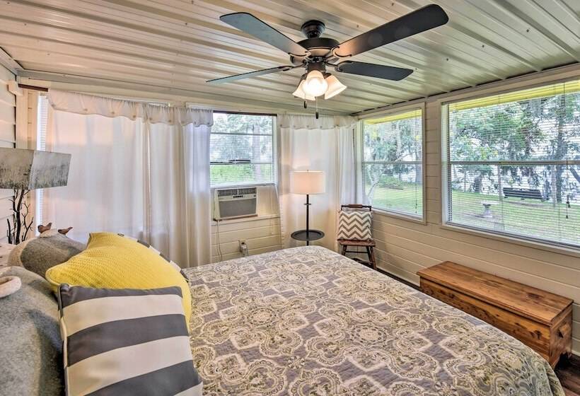 Airy Lake Pamona Paradise: Sunsets & Bird Watching