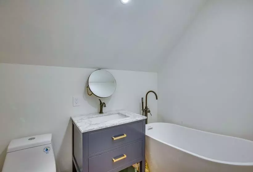 Airy West Cape May Cottage < 1 Mi To Beach!