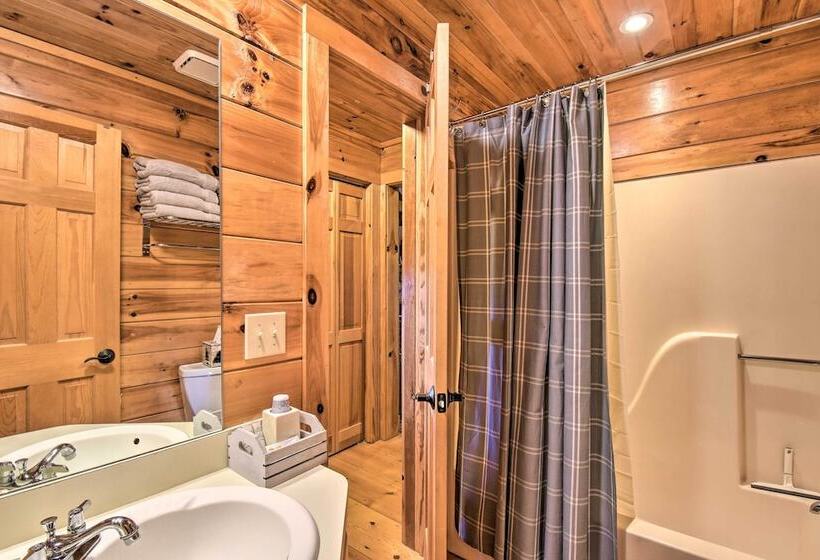 Bent Tree Cabin With Mountain & Lake Views!