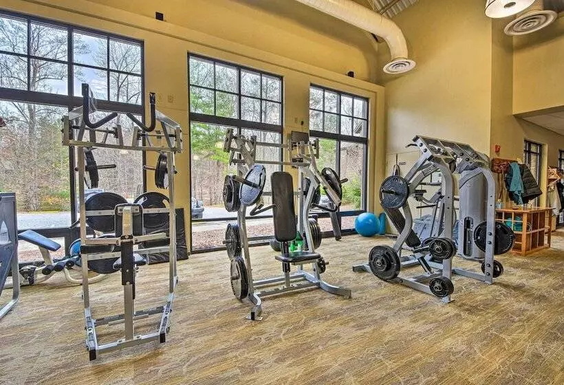 Big Canoe Mountain Resort Cabin W/ Pool Access!