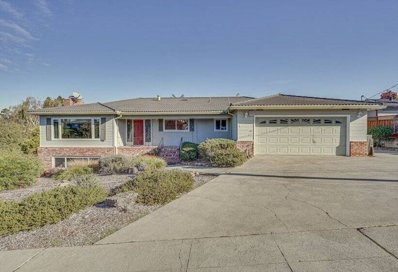 Castro Valley Home W/ Private Deck!