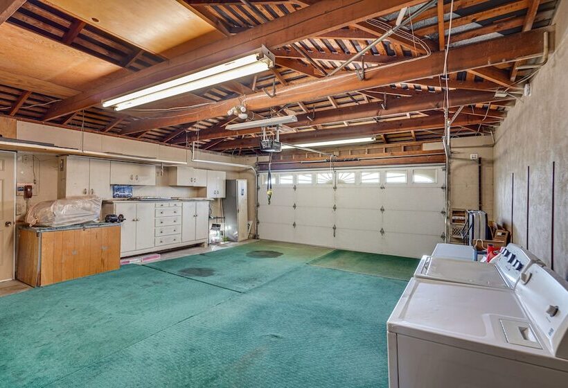 Castro Valley Home W/ Private Deck!