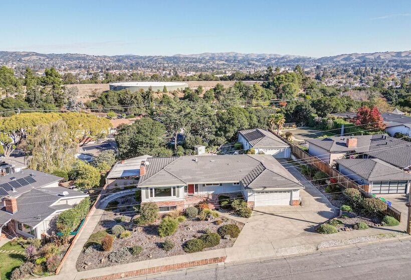 Castro Valley Home W/ Private Deck!