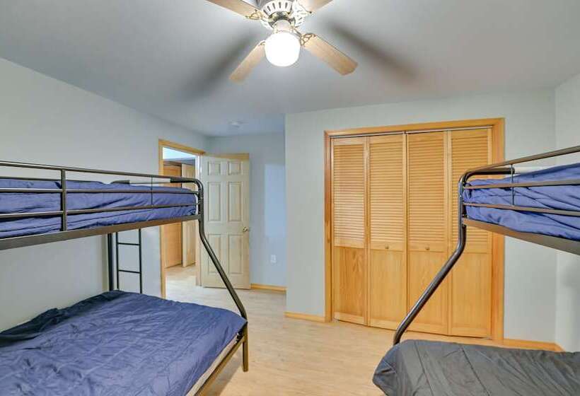 Charming New York Chalet W/ Hot Tub & Game Room!