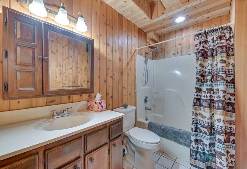Charming New York Chalet W/ Hot Tub & Game Room!
