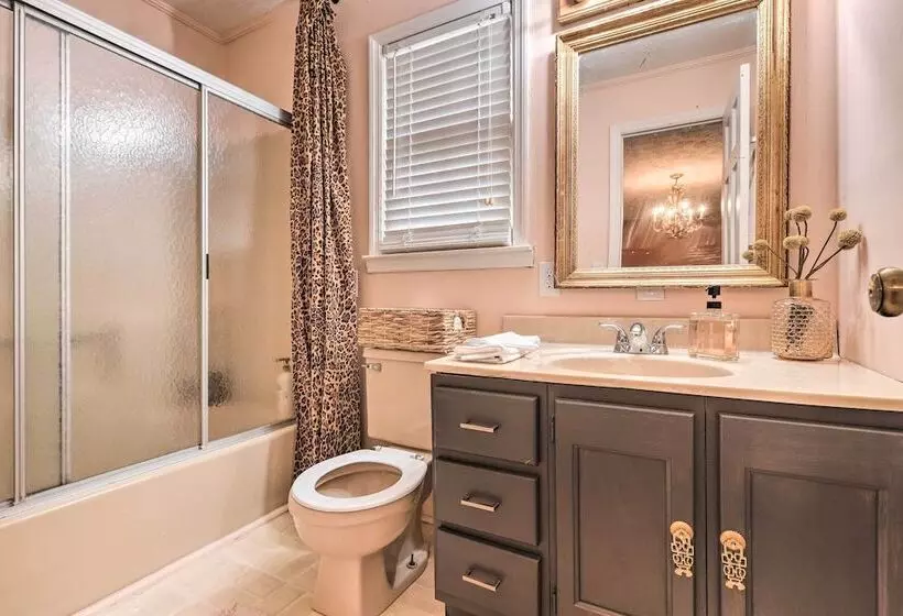 Charming Retreat On 80 Acre Willow Rock Ranch!